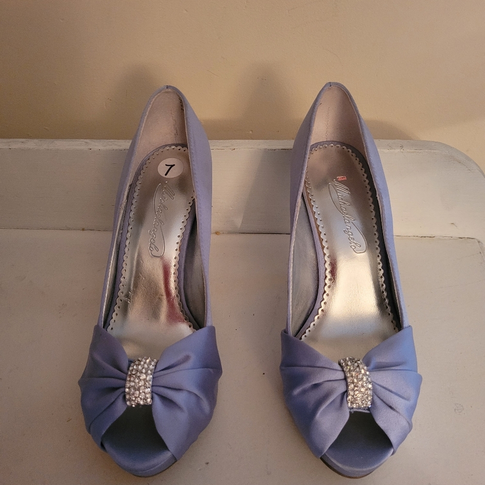Michael Angelo Elegant Lavender Peep-Toe Heels with Bow Accent Size 7